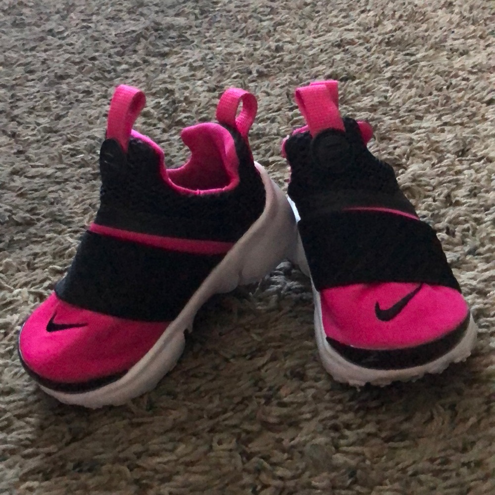 Nike shoes